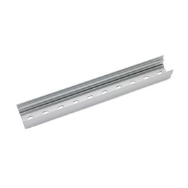 GN 646.3 Trägerprofile für Roll- und Kugelleisten Form: B - mit Befestigungsbohrungen